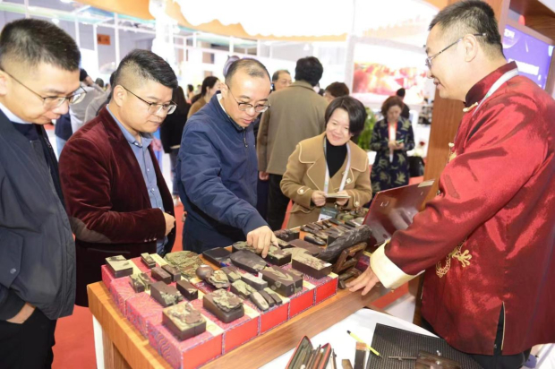 image011 (2).jpg image011 (2).jpg